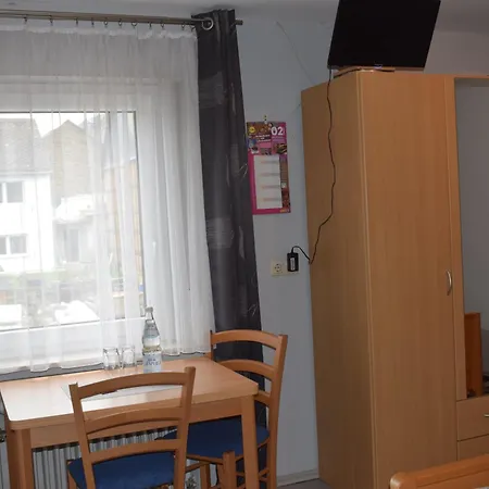 Gasthuis Gaststaette Marktstuebchen 3*